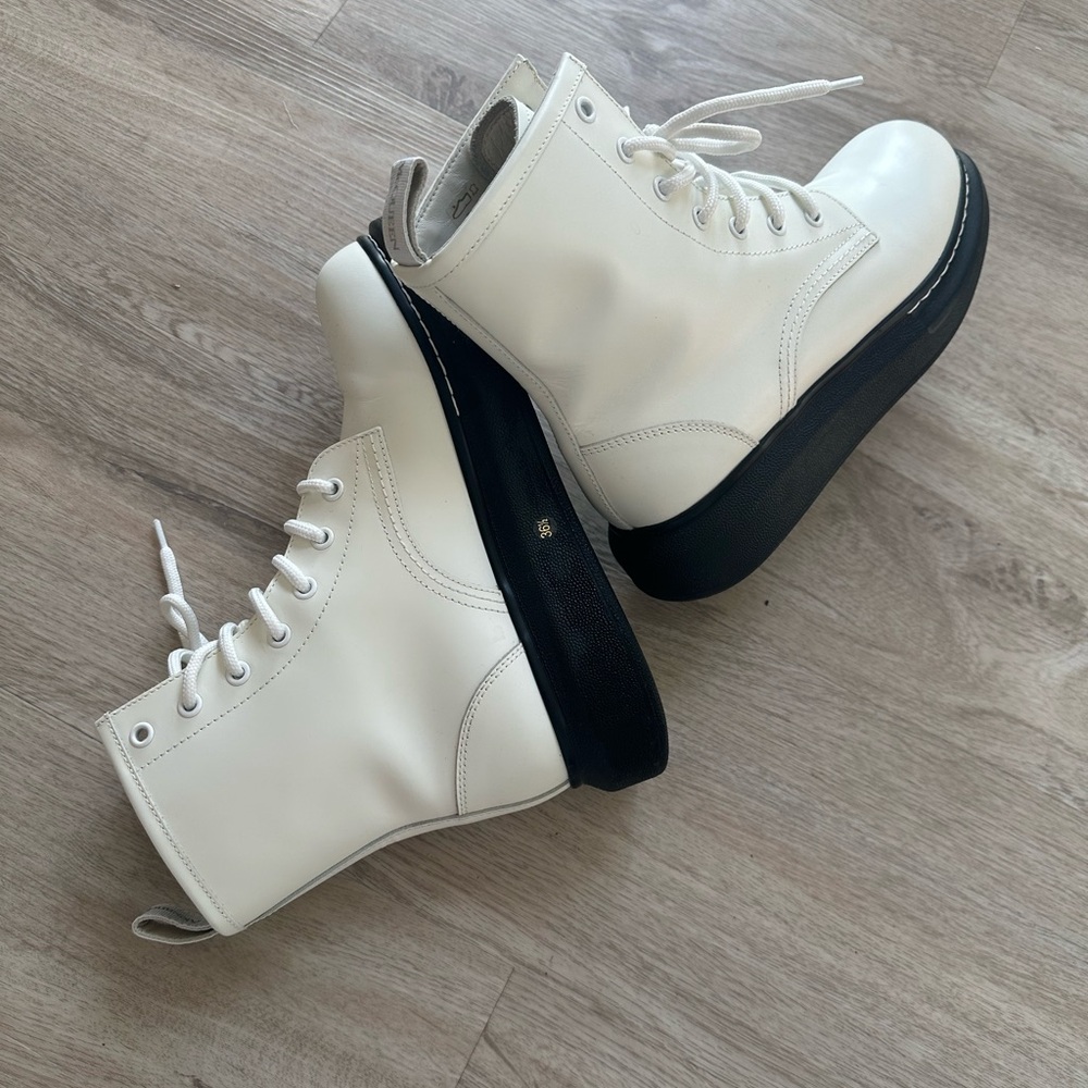 Alexander Mcqueen white hybrid lace-up boots